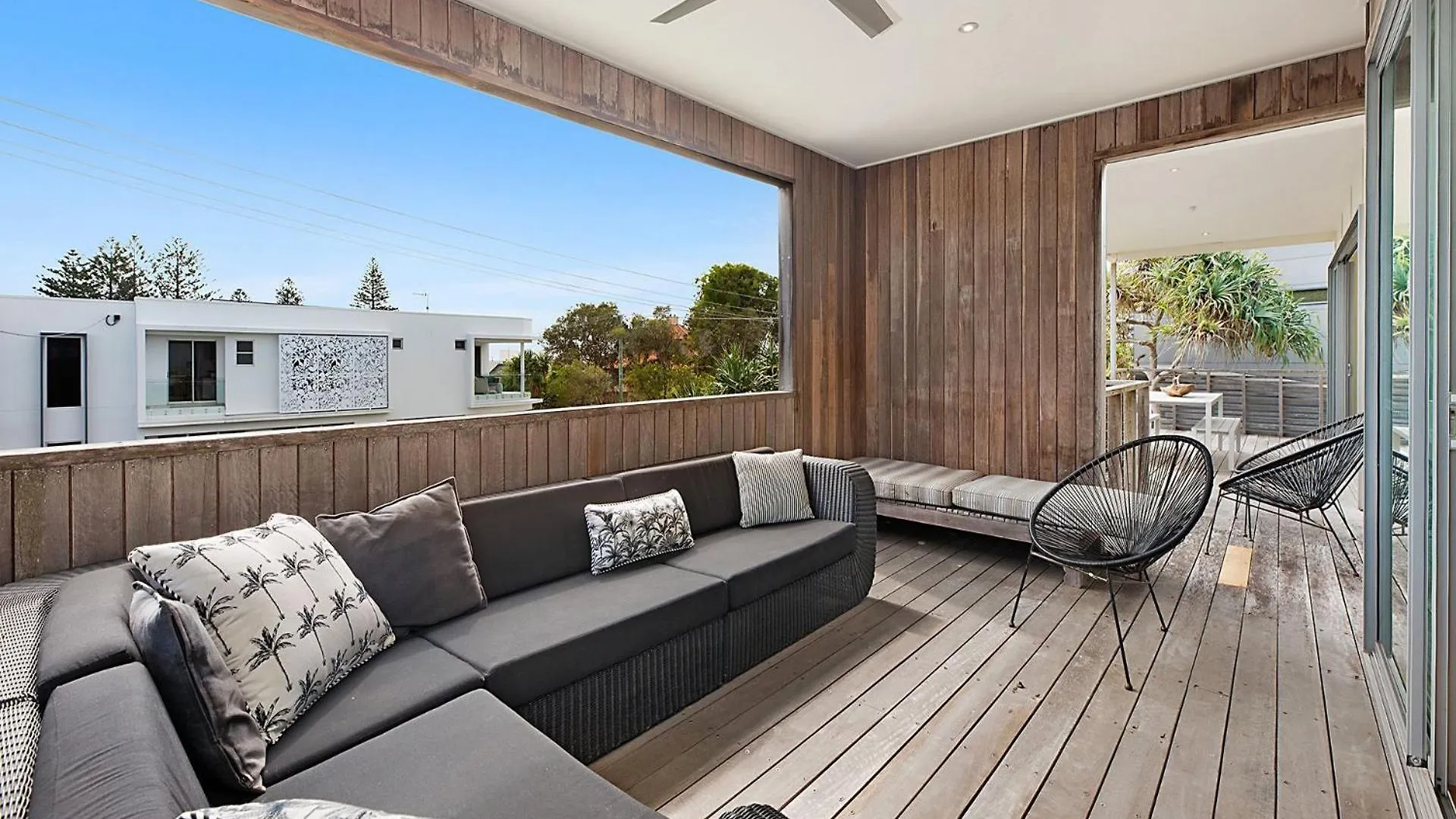 4 Mackay Street Dicky Beach Caloundra Holiday home